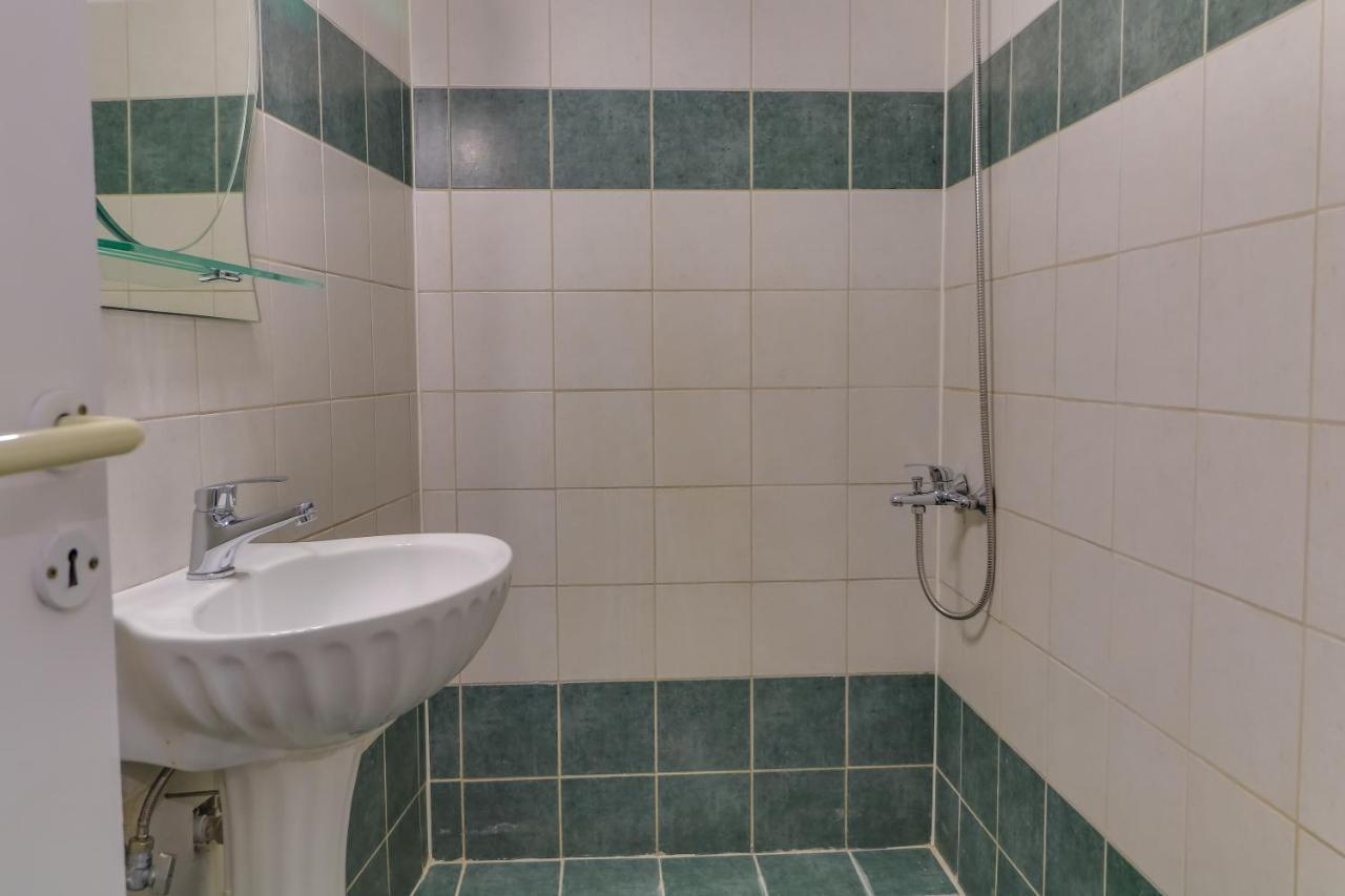Hoteleros Dionysos Athens Atina Dış mekan fotoğraf